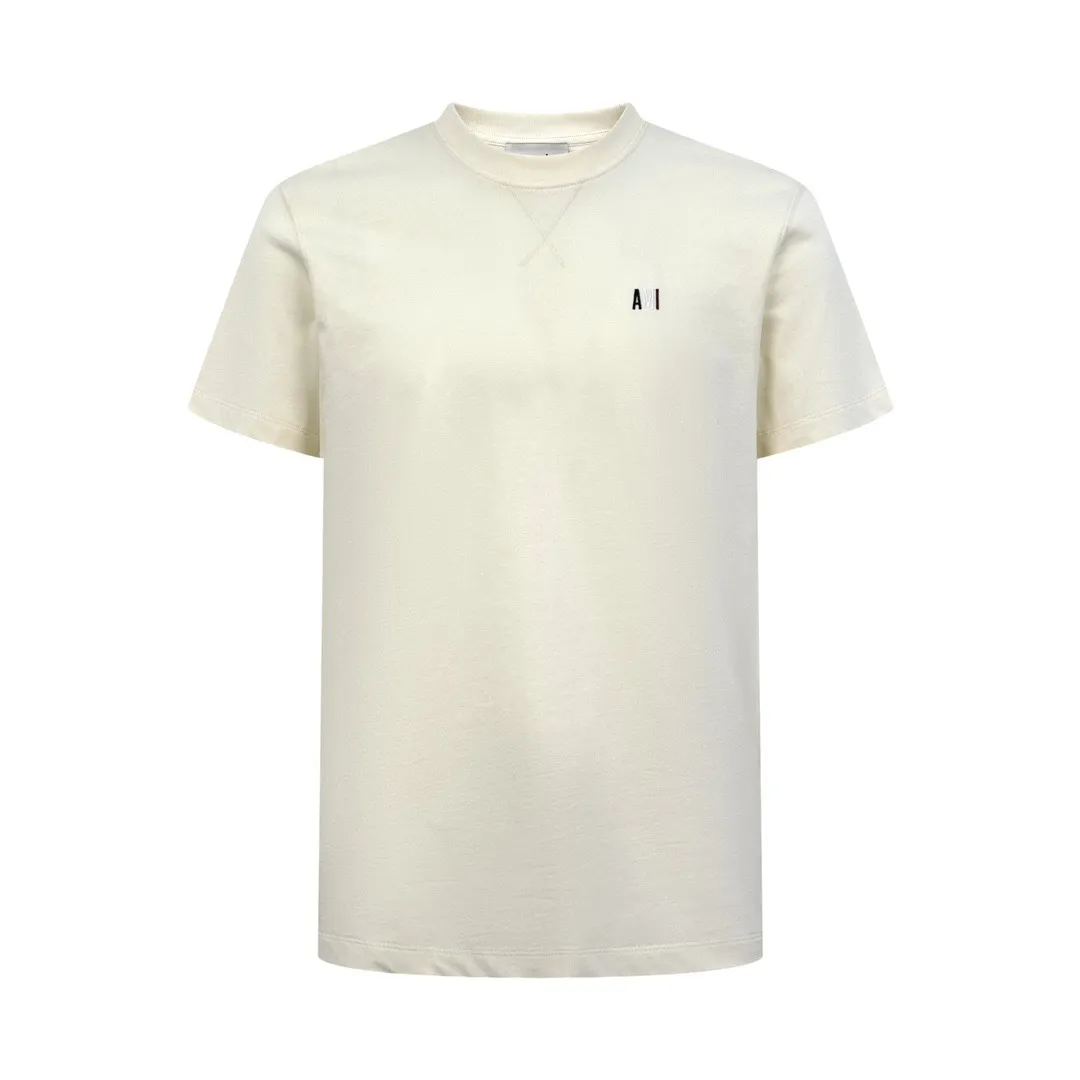 Ami Capsule Embroidery Short Sleeve (Apricot) The fabric is made of customized luxurious high-precision cotton essence. It is soft and delicate, comfortable and close to the skin. The pure rice Yellow is the main color, as soft and inclusive as clouds. The blue, white and red AMI capsule embroidery on the chest is vivid. The blue, white and red color collision is like a smart artistic symbol. The heart on the back complements each other to add brand recognition. It uses a minimalist shape to contain the soul of fashion and adopts imported machine embroidery technology. Advanced computer control systems and precision mechanical components are used to achieve Ami capsule three-color embroidery and love embroidery operations with high precision. The lines are smooth and delicate, and the fabrics have been washed. It has a better hand feel and texture, is not easy to deform, is not easy to shrink, is not easy to fade, and maintains long-term beauty. Size:S-M-L-XL
